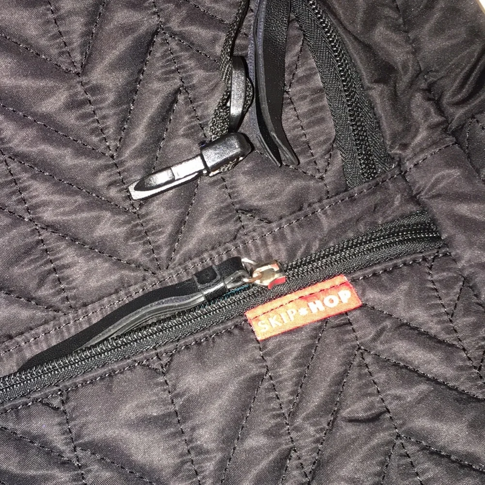 Skip Hop Tote Bag | Diaper Bag | Baby Bag | Large Tote Bag - Picture 2 of 6